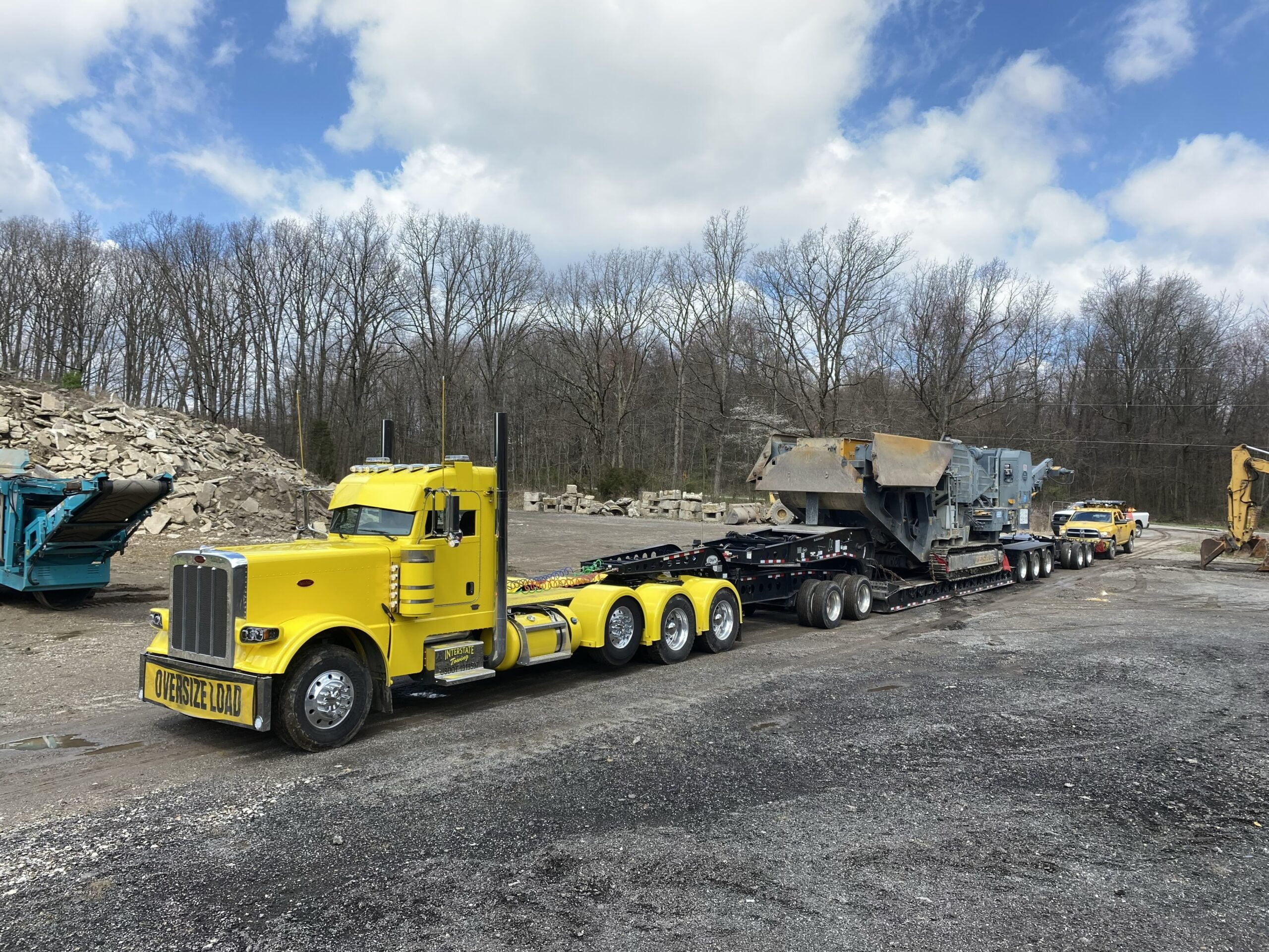 Heavy Equipment Towing Independence, OH Interstate Towing & Transport