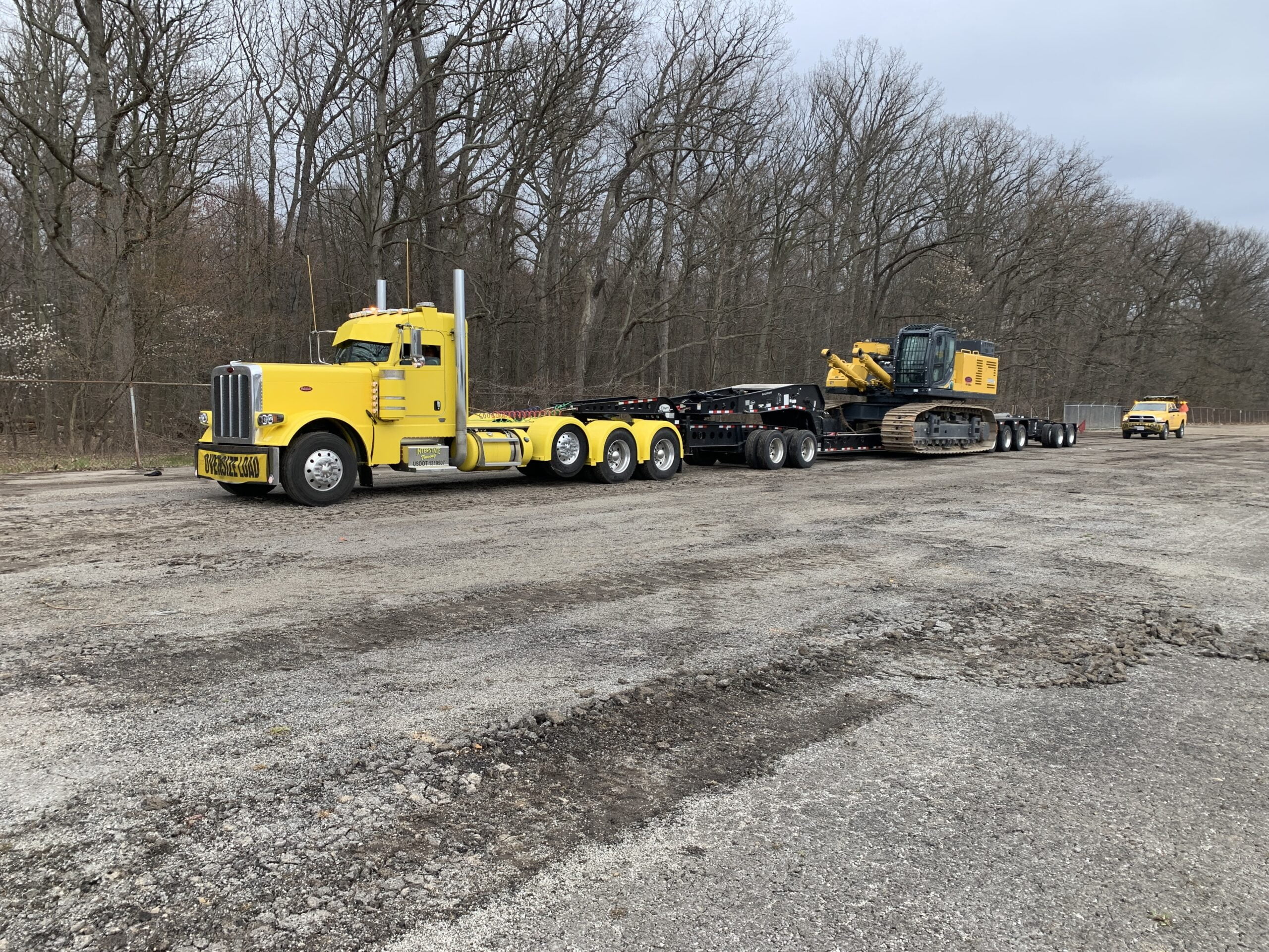 Heavy Equipment Towing Clover Leaf